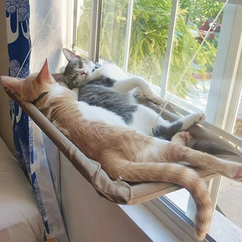 Suspended cat bed
