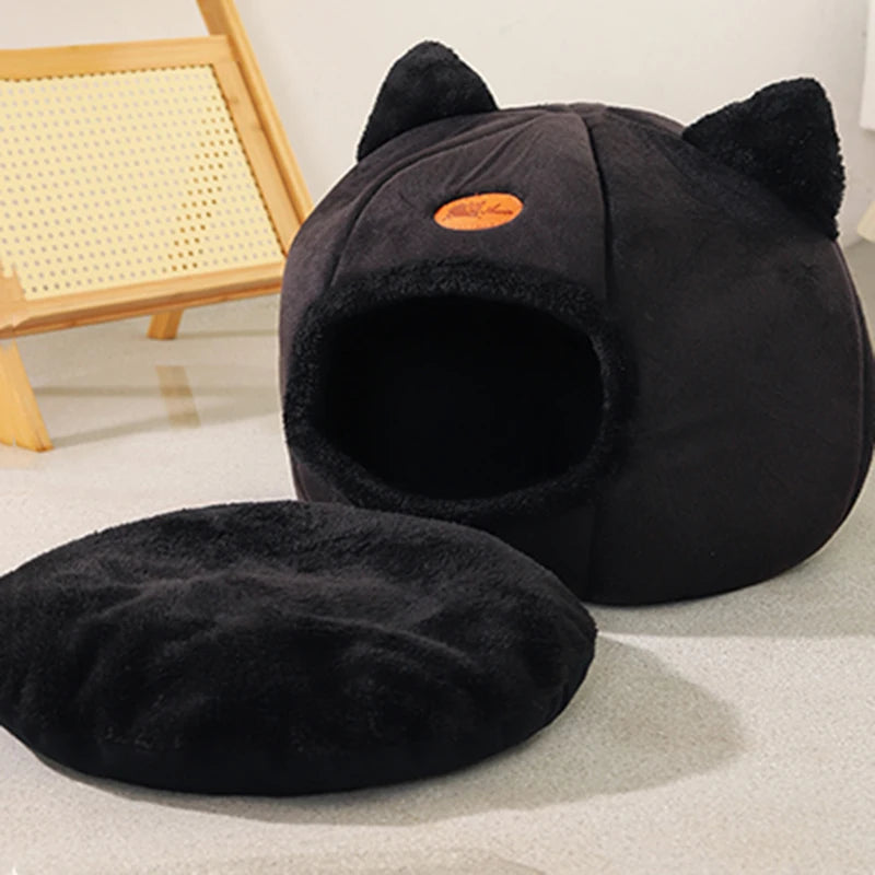 Comfort In Winter Cat Bed